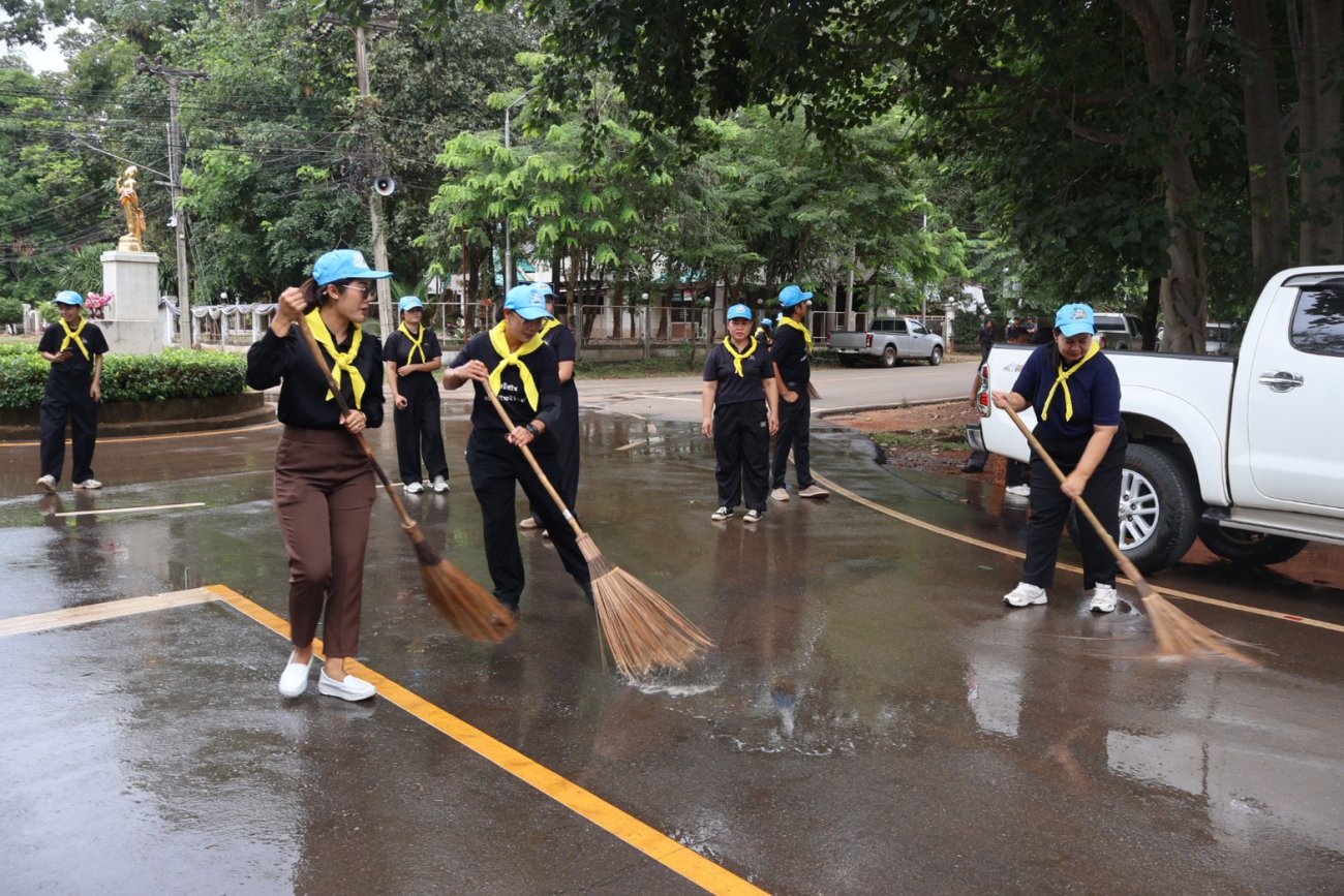กิจกรรมจิตอาสาพัฒนาฯ เนื่องใน วันสำคัญของชาติไทย วันปิยมหาราช  และวันคล้ายวันสวรรคต  สมเด็จพระนางเจ้าสิริกิติ์ พระบรมราชินีนาถ พระบรมราชชนนีพันปีหลวง