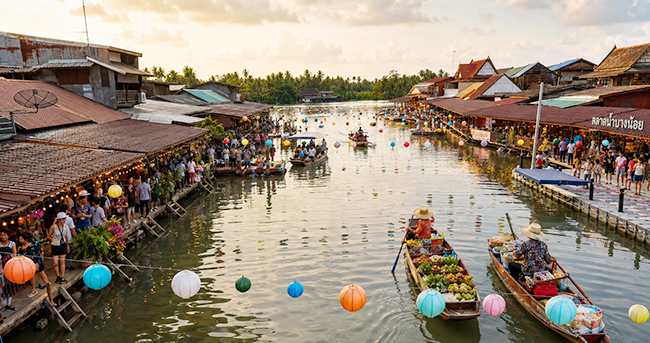 ตลาดน้ำบางน้อย
