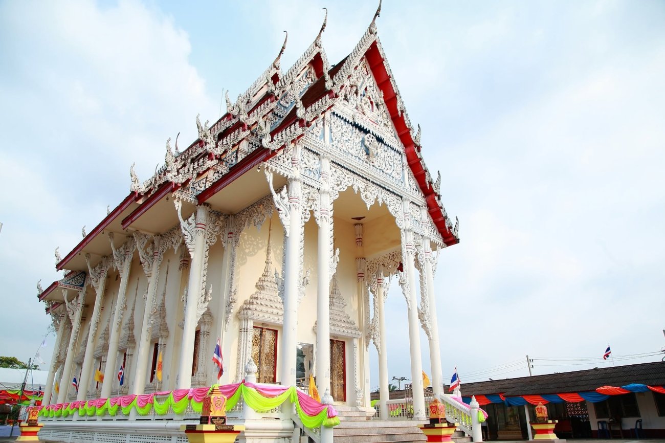 วัดไทร
